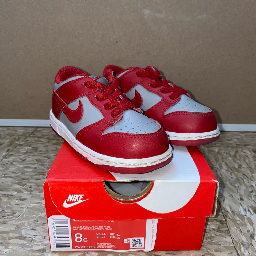 Nike dunk low toddler size 8
